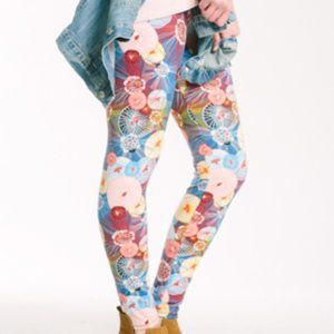 Agnes & Dora Leggings Size S XL Baby Suede Poppies Parachutes NWT